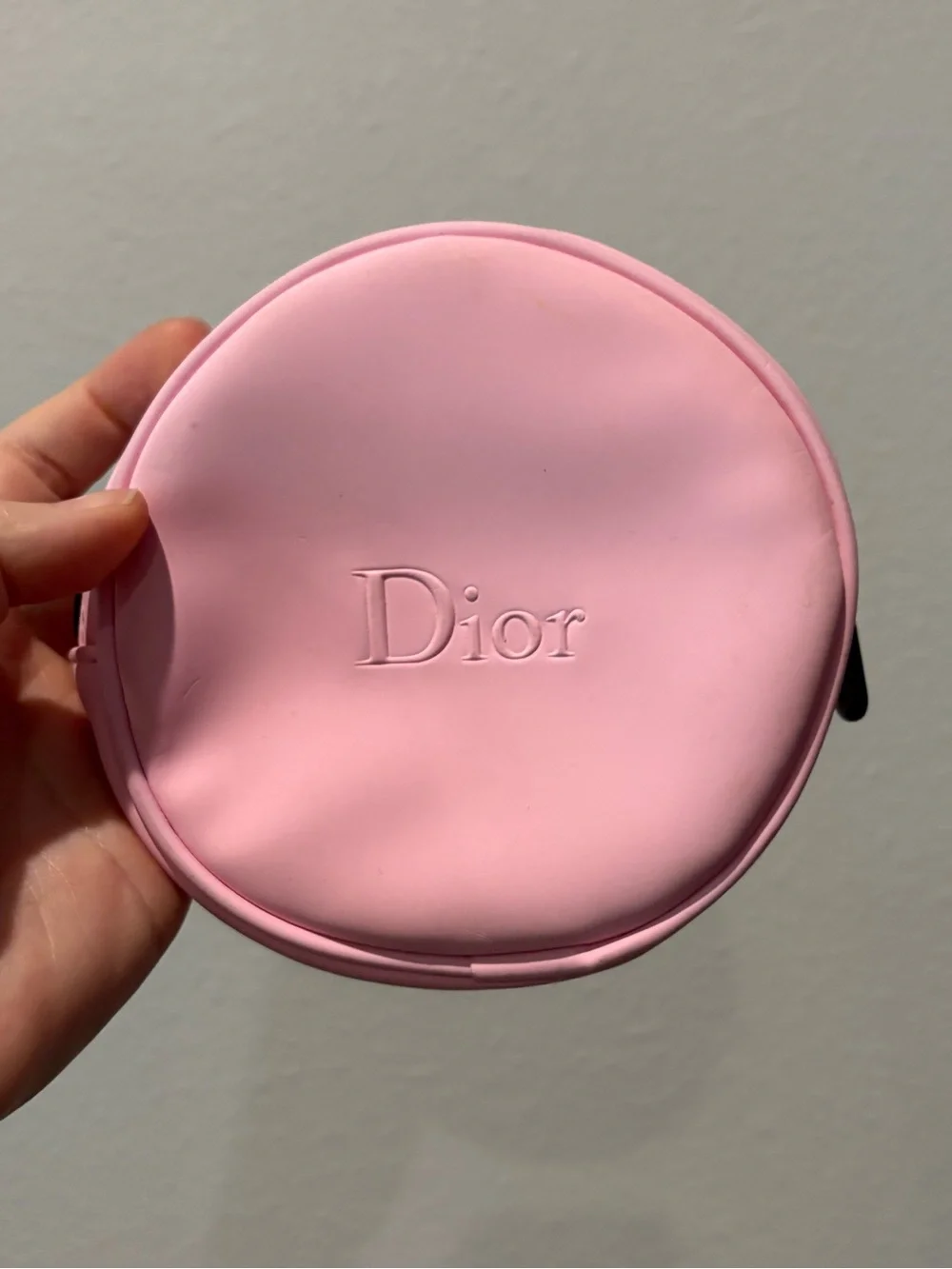 Dior Light Pink Round Cosmetic Case - Picture 1 of 3